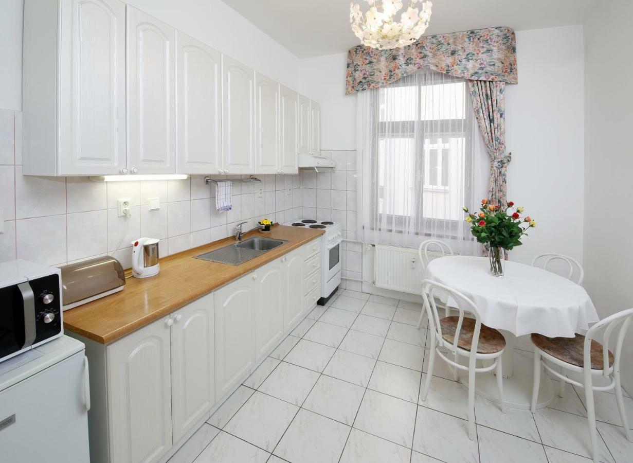 Apartman Moravska Karlovy Vary Exteriér fotografie